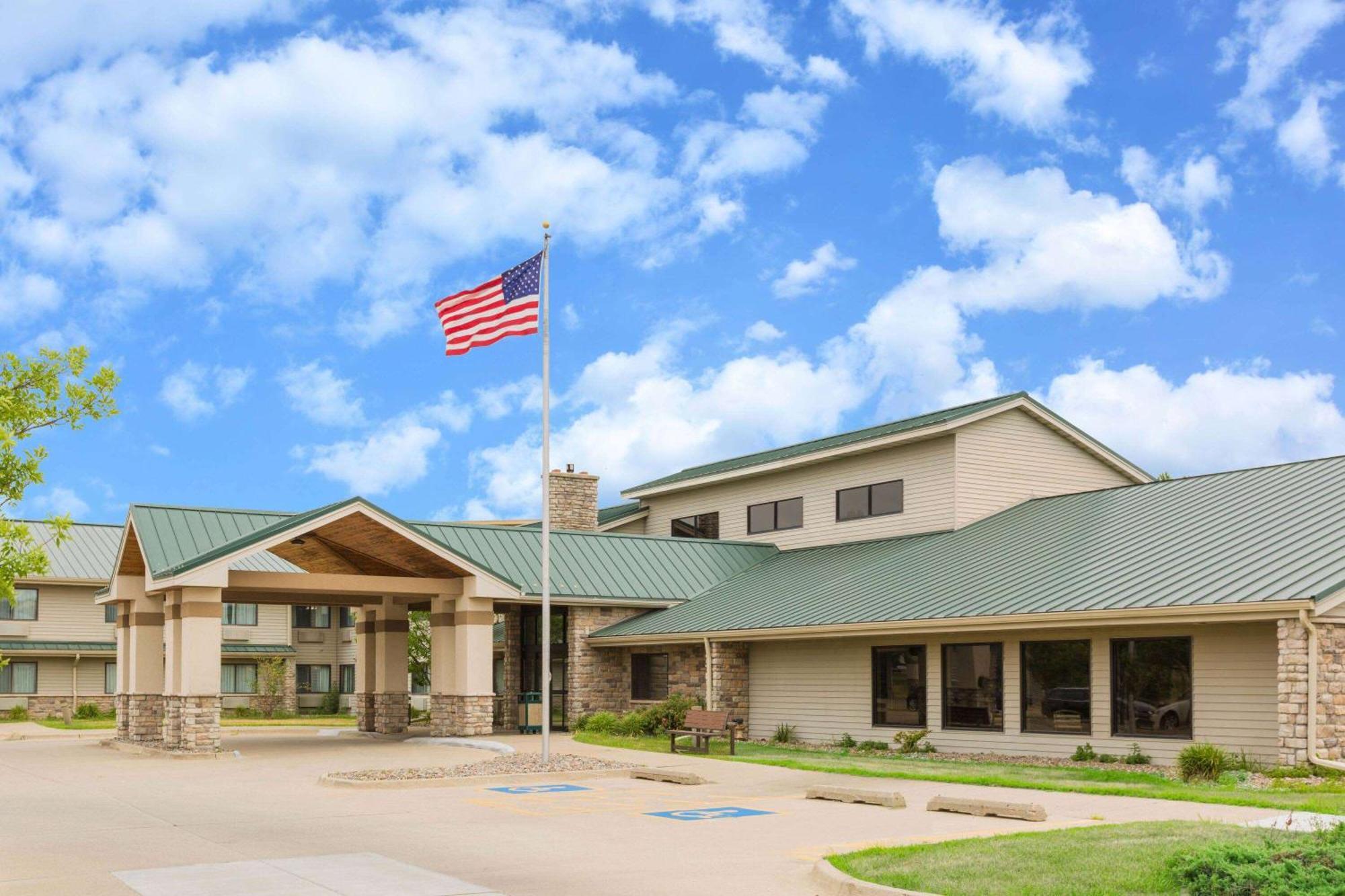 Americinn By Wyndham Ankeny/Des Moines Экстерьер фото